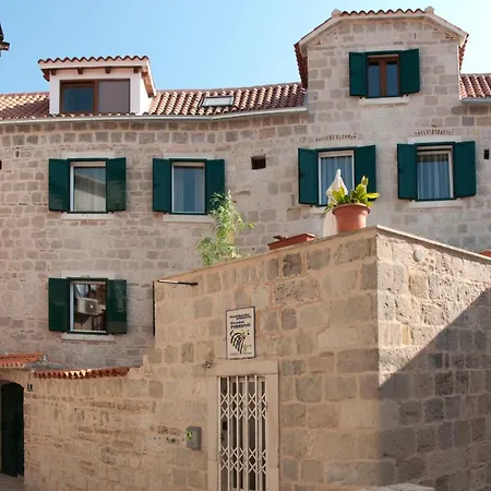 Appartement Traditional House With Terrace