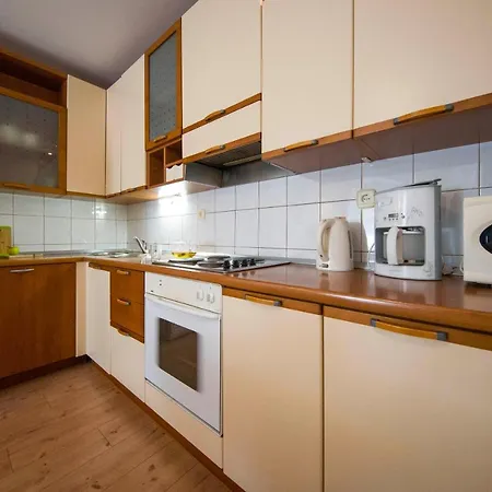 Traditional House With Terrace Appartement Split